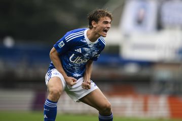 Νίκο Παζ: To αστέρι του παγκόσμιου ποδοσφαίρου που «σαρώνει» τη Serie A