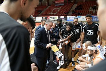 Παπαθεοδώρου: «Είναι μια καλή νίκη» (vid)