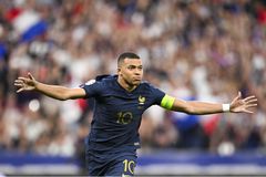 Σε λίγο θα πάρει όλη τη... Μαδρίτη: Αυτό είναι το μυθικό μπόνους Ρεάλ στον Εμπαπέ για τη Χρυσή Μπάλα