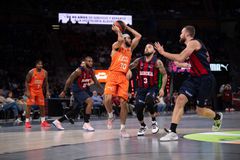 Η Βαλένθια ηττήθηκε από την Μπασκόνια και έρχεται στο ΟΑΚΑ