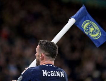 Σκηνικό από ταινία του Hollywood: Η Σκωτία στο Μουντιάλ με γκολ από τα 60 μέτρα στο 98'