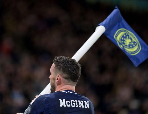 Σκηνικό από ταινία του Hollywood: Η Σκωτία στο Μουντιάλ με γκολ από τα 60 μέτρα στο 98'