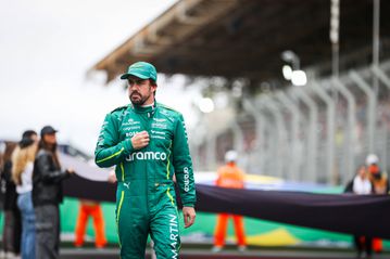 Ο Αλόνσο σχολιάζει τις προσπεράσεις με τους νέους κανονισμούς στη Formula 1