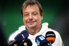 Η απάντηση του Αταμάν για νέα μεταγραφή στο «5» (vid)