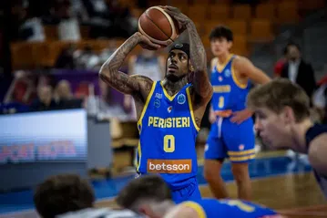 Με το βλέμμα στο Μπιλμπάο το Περιστέρι νίκησε στην Τσεχία με φανταστικό Νίκολς