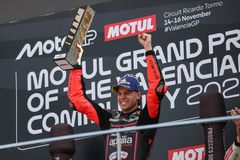 Ο Μπετζέκι κέρδισε τη μοτοσικλέτα του μετά από στοίχημα