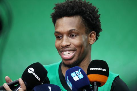 Ο Σορτς μίλησε για την ιδιωτική συζήτηση που είχε με τον Αταμάν (vid)