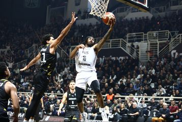 Ασύλληπτο φινάλε, clutch Μουρ και νίκη πρωτιάς για τον ΠΑΟΚ!