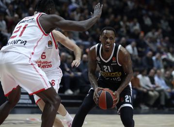 Πέρασε από την Βαλένθια η Παρτίζαν και ανεβαίνει