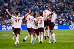 Η Σίτι έκανε επίδειξη ισχύος απέναντι στην Ουράβα και προκρίθηκε στον τελικό του Παγκοσμίου Κυπέλλου Συλλόγων