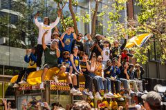 Οι Ουόριορς αγγίζουν χρηματιστηριακή αξία 10 δισεκατομμυρίων - Σχεδόν διπλάσια από την ποδοσφαιρική Ρεάλ Μαδρίτης!