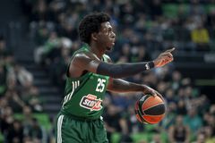 Το... βιολί του ο Ναν: Σταμάτησε στους 20 πόντους στο ημίχρονο με την Μπασκόνια