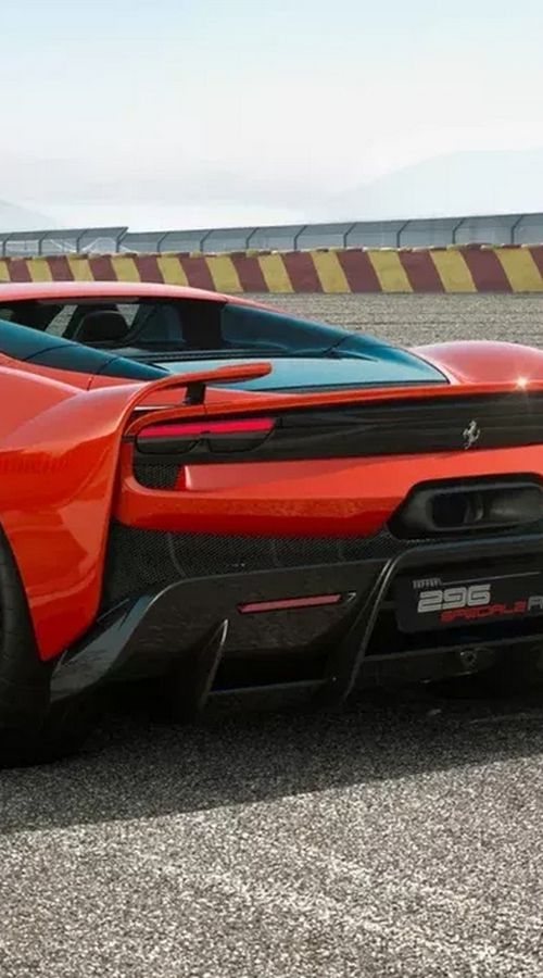 Πόσες Ferrari έχουν πουληθεί φέτος στην Ελλάδα;
