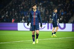 Οι φήμες για αριστεροπόδαρο στόπερ και η πραγματικότητα