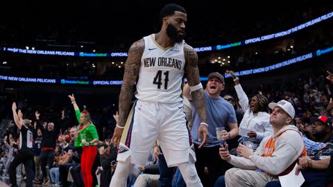 Ανατροπή και νίκη στην παράταση για τους Πέλικανς επί των Ρόκετς