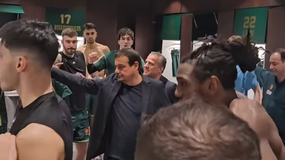 Αταμάν: «Κάνατε τέλεια εβδομάδα» - Η αποθέωση στα αποδυτήρια του Παναθηναϊκού