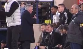 Ο Ροντρίγκο δεν έδωσε το χέρι στον Αντσελότι και ο Ιταλός του τα... έψαλε (vid)