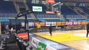 Ο Χόλινς ντύθηκε στα κιτρινόμαυρα της ΑΕΚ και... ανεβάζει στροφές!