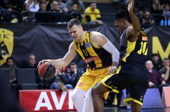 Η τάπα του Αγραβάνη στον Σανόγκο! (vid)