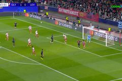 Η τεράστια ευκαιρία του Βάσκεθ για το 1-1 της Λεβερκούζεν