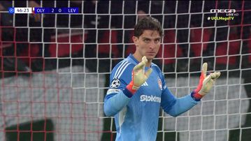 Νέα τεράστια επέμβαση του Τζολάκη σε σουτ του Μάζα