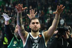 Μαυράκης: «Ο απίθανος Τολιόπουλος και τα DNP Σορτς - Γιουρτσέβεν» (vid)