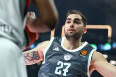 Ο Τολιόπουλος γνώρισε την απόλυτη αποθέωση στο T-Center (vid)