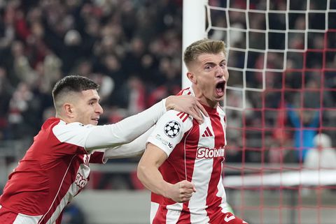 «Βράχος» Τζολάκης, σφραγίδα Κοστίνια - Ταρέμι και φουλ για playoffs ο Ολυμπιακός