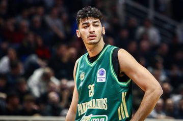 Όχι μόνο ο Τολιόπουλος: Το step up του Σαμοντούροβ που ενθουσίασε Αταμάν και κόσμο