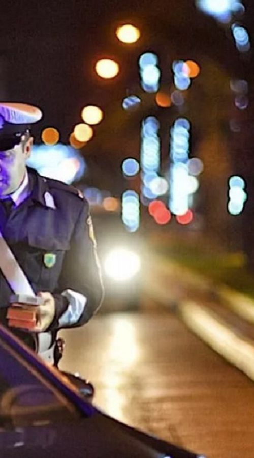 Τον έπιασαν για όγδοη φορά μεθυσμένο και είχε ακόμα το δίπλωμα του