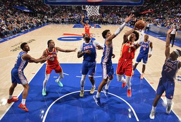 Ασταμάτητοι Καβαλίερς, ουσιαστικοί οι Χoκς