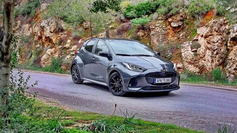 Δοκιμάζουμε το Mazda2 Hybrid – Πινελιές της Mazda σε γνώριμη υβριδική τεχνολογία