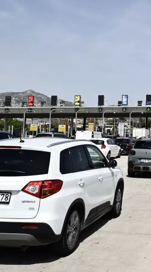 Καθαρά Δευτέρα: Αυξημένοι έλεγχοι και μπλόκα σε όλο το οδικό δίκτυο