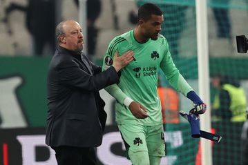 Το Κολοσσαίο διψάει για αίμα, ο μονομάχος είναι ακόμα όρθιος