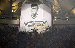 Η συγκίνηση για Παπαϊωάννου, η αγωνία στον πάγκο της ΑΕΚ και η απογοήτευση στο 100' (vid)