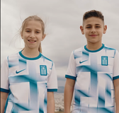 Η νέα εντυπωσιακή φανέλα της Εθνικής Ελλάδος για τα προκριματικά του Euro 2024 (vid)