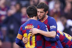 Σέρτζι Ρομπέρτο: «Περιμένουμε τον Μέσι με ανοιχτές αγκάλες, θα έχει ωραία αντιμετώπιση στην Μπαρτσελόνα» (vid)