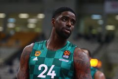 O Μπέικον το παραδέχτηκε: «Έδειρα τον Μαντζούκα γιατί με προκάλεσε» (vid)