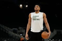 Εκτός και κόντρα στους Σέλτικς ο Αντετοκούνμπο για τους Μπακς