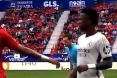 Η Ρεάλ δημοσίευσε βίντεο από τις προσβολές στον Βινίσιους για να υποστηρίξει την καταγγελία στον διαιτητή