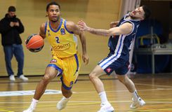 Αποχώρησε ο Γκρίφιν από το Λαύριο με προορισμό την Γρανάδα