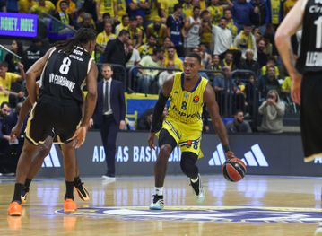 Η Βιλερμπάν σούταρε, η Μακάμπι… επέστρεψε και απέδρασε από τη Γαλλία