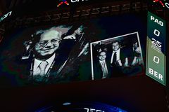 Συγκίνηση στο T-Center: Οι οπαδοί του Παναθηναϊκού δεν ξεχνούν τον Θανάση Γιαννακόπουλο