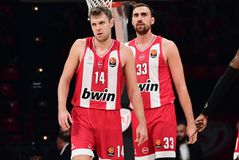 Βεζένκοφ - Μιλουτίνοφ: Το ερώτημα για το καλύτερο δίδυμο στην EuroLeague