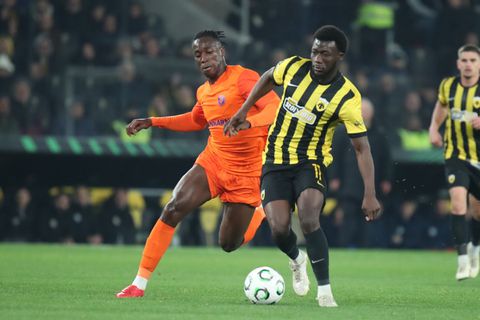 Ο Κοϊτά απέναντι στον Μέσι στο θρυλικό «Μπομπονέρα»