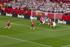 Μια ανάσα από το τρίτο γκολ η Σεβίλλη που έχασε το... άχαστο! (vid)