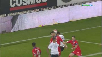 Με απίθανο αυτογκόλ του Λαμπρόπουλου μείωσε ο Βόλος