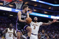 Η rookie σεζόν του Σάσα Βεζένκοφ στο Σακραμέντο ολοκληρώθηκε - Τι είδε, τι έκανε, τι είπε... (vids)