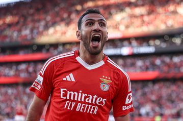 Αποθέωση για τον Παυλίδη από τον προπονητή της Μπενφίκα: «Παίκτης με τεράστιο χαρακτήρα»