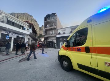 Άγρια συμπλοκή μεταξύ οικογενειών στην Κρήτη: Πεθερός «κάρφωσε» γυαλί στο λαιμό του 39χρονου γαμπρού του και τον έστειλε στη ΜΕΘ